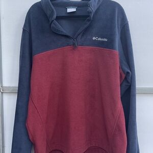 Columbia Two-Tone Red and Black Fleece Pullover